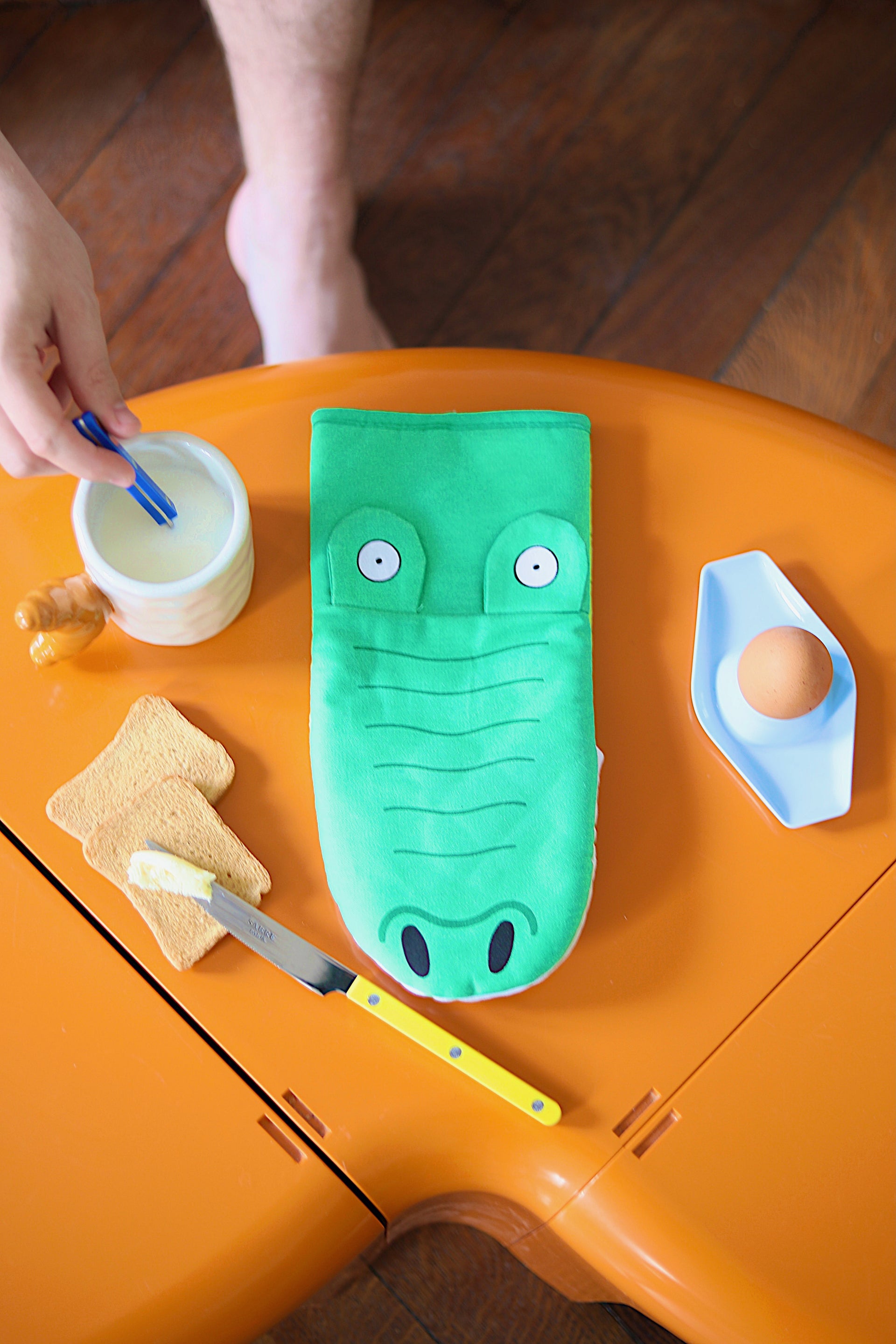 Crocodile Oven Glove
